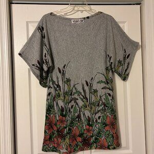 BEEBOP & WALLY Sz L Gray w/ Multi-Color Floral Pattern Short Sleeve Dress